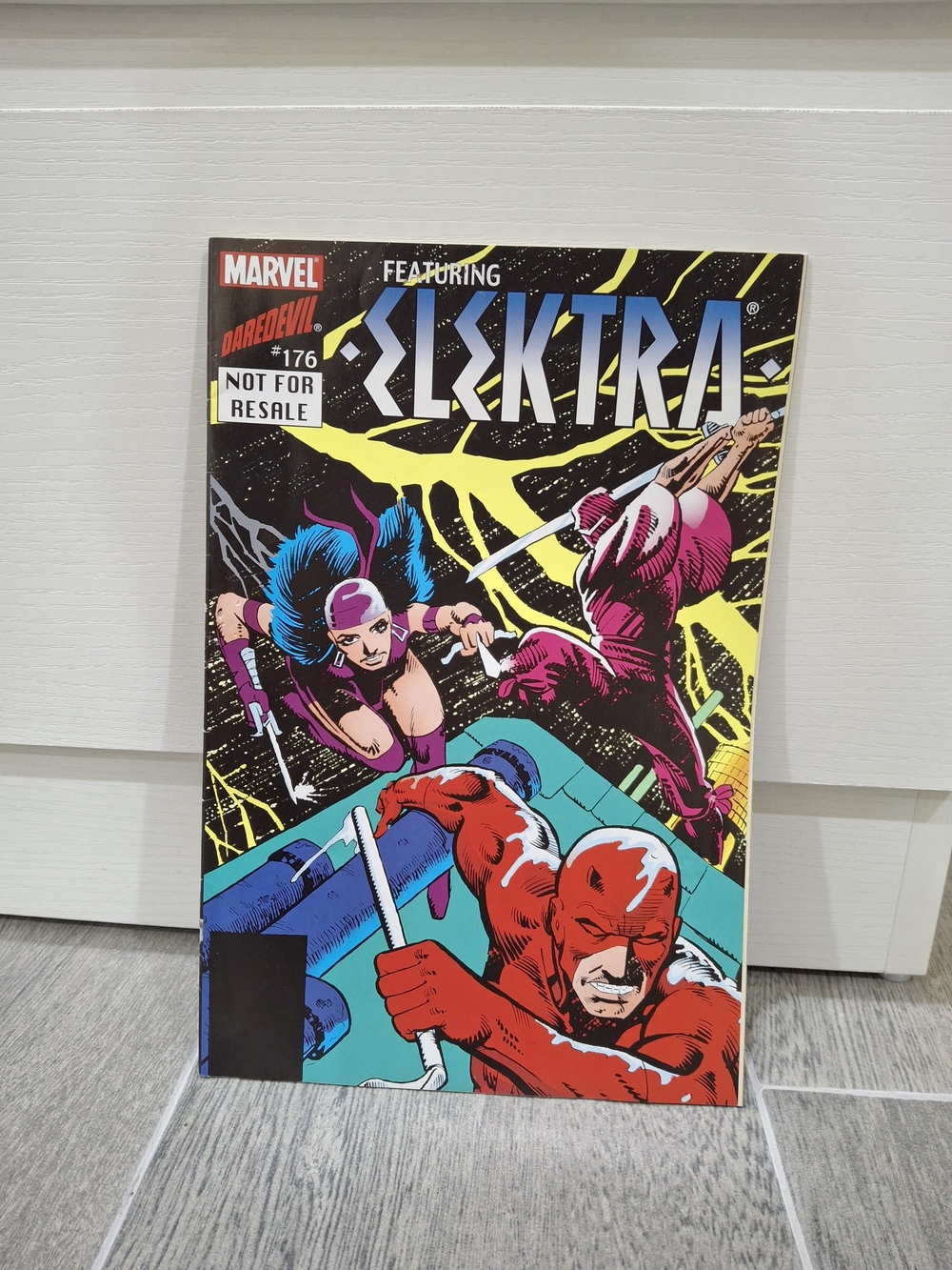 Comic Book Set - Picture 14 of 15